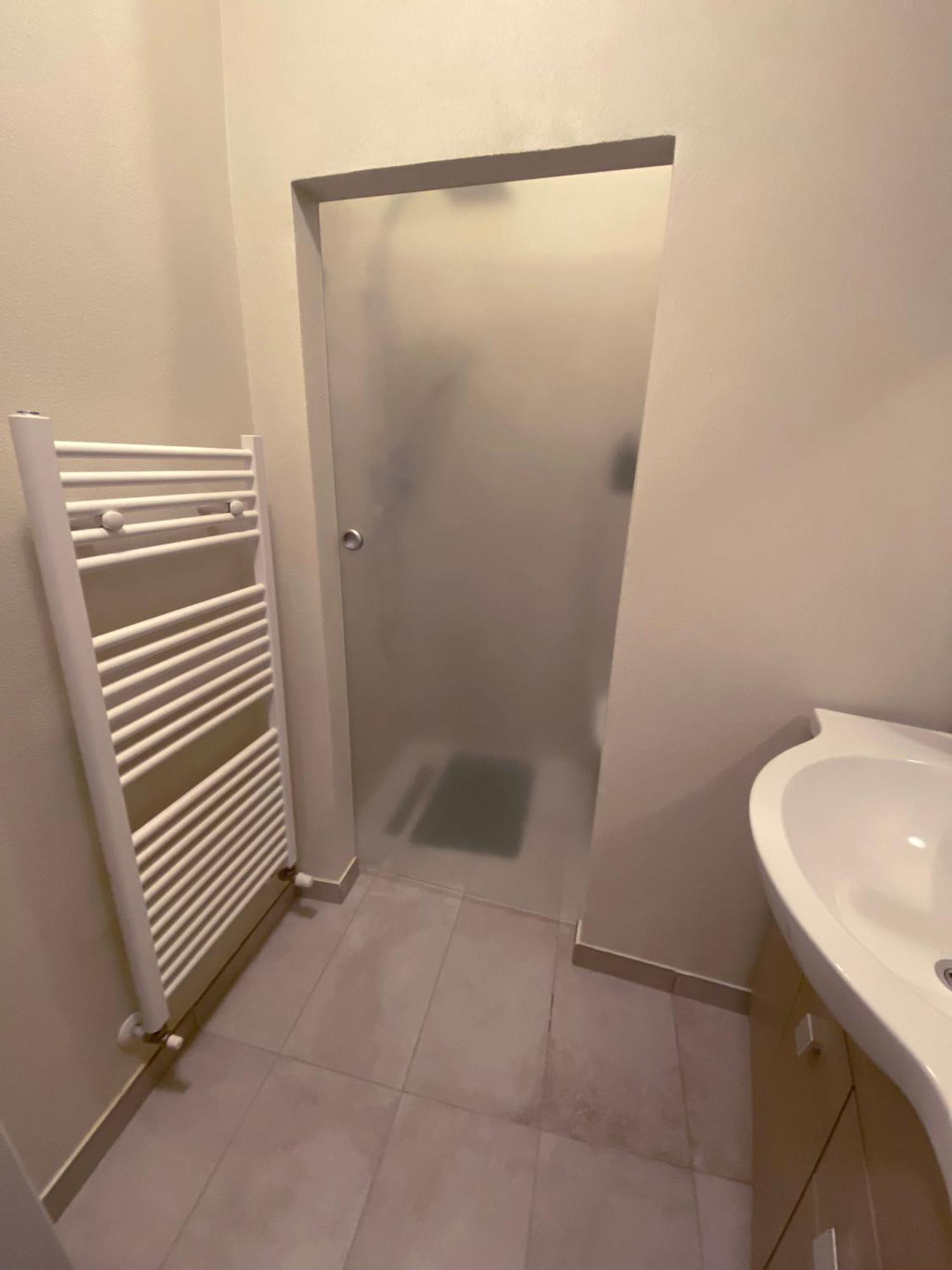 Appartamento Anna - Comfort E Stile In Centro Storico Imola Buitenkant foto