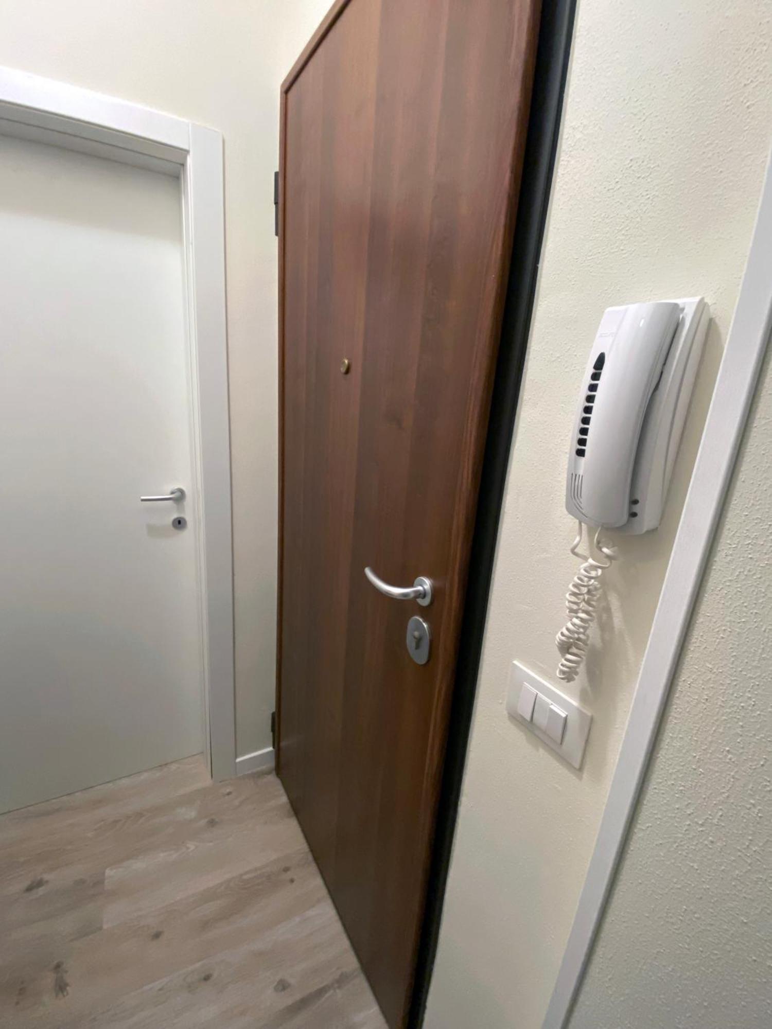 Appartamento Anna - Comfort E Stile In Centro Storico Imola Buitenkant foto